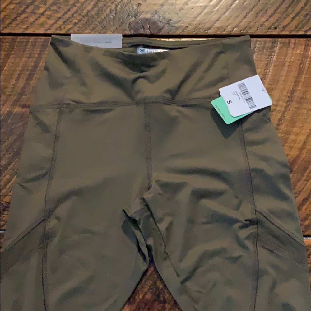 High Rise Leggings - Picture 3 of 3